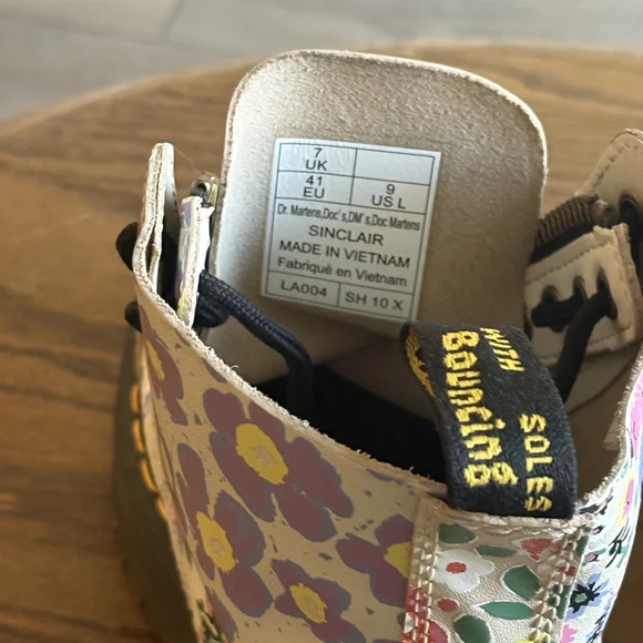 Dr. Martens Floral Lace-Up Platform Boots - Women's Pink Multi - Picture 6 of 7